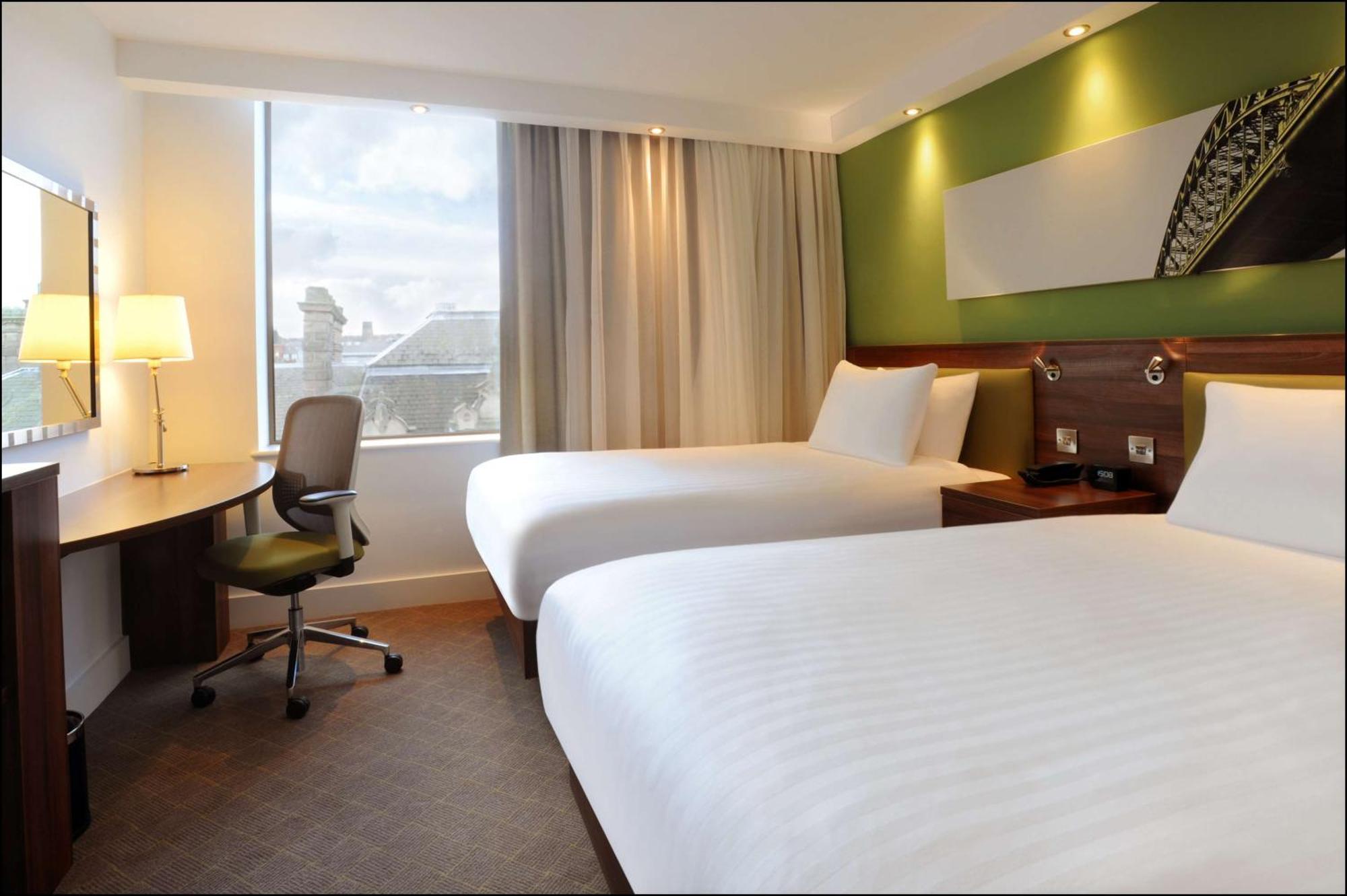 מלון Hampton By Hilton Newcastle מראה חיצוני תמונה