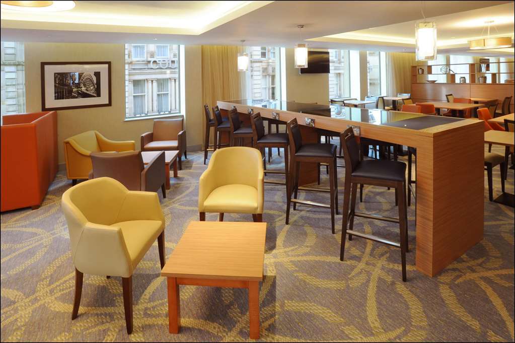 מלון Hampton By Hilton Newcastle מסעדה תמונה